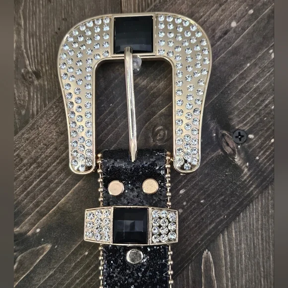 NWT Black and Gold Western Concho Rhinestone Embellished Women's Belt - Picture 6 of 6